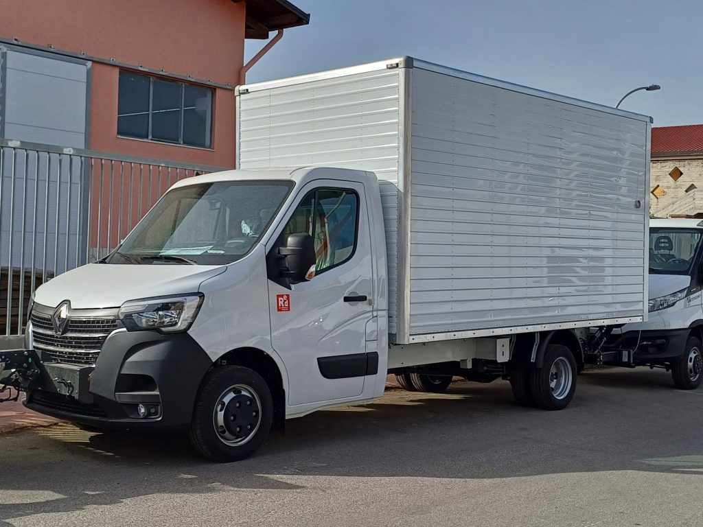 Allestimenti per veicoli industriali a Barcellona Pozzo di Gotto